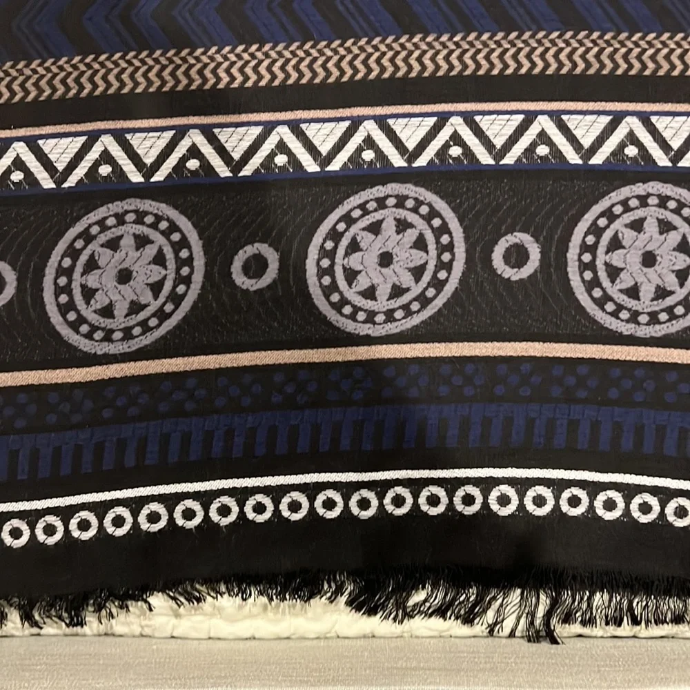Scarf - Picture 2 of 3